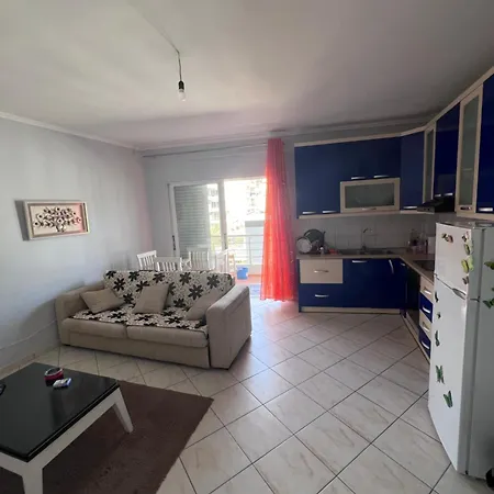 Erald Apartament * ساراندا