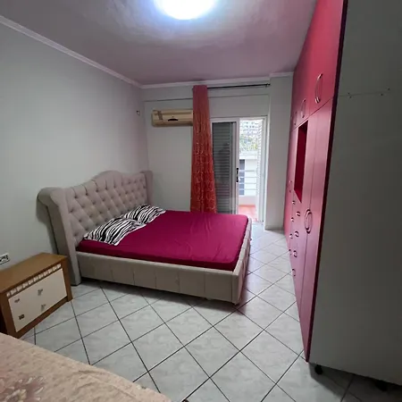 Erald Apartament شقة *